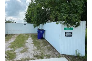 1321 BLUFF HAMMOCK RD, Lorida, FL 33857 - MLS#A11853131