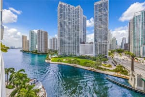 200 Biscayne Boulevard Way 904, Miami