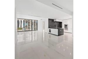 300 Biscayne Blvd Way 1809, Miami