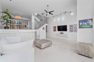 3936 NE 168th St 7, North Miami Beach, FL 33160 - MLS#A11853154