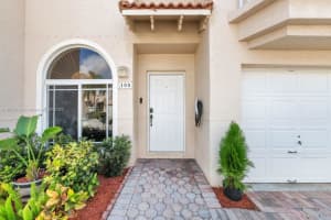 10150 Sw 88th St 108, Miami