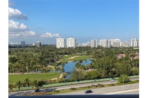 3300 Ne 192nd St 1511, Aventura