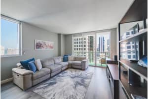 55 Se 6th St 2110, Miami