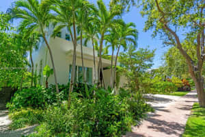 320 Woodcrest Rd, Key Biscayne, FL 33149 - MLS#A11853272
