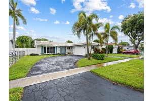 4901 Hayes St Hollywood, FL 33021 - MLS#A11853283