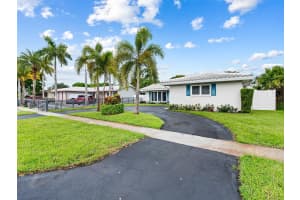 4901 Hayes St Hollywood, FL 33021 - MLS#A11853283