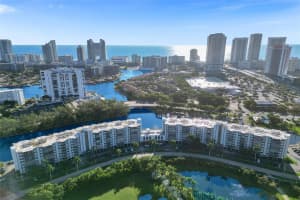 200 Diplomat Pkwy 423 Hallandale Beach, FL 33009 - MLS#A11853371