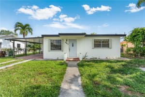 561 E 62nd St, Hialeah