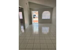 2682 W 74th Ter 2682 Hialeah, FL 33016 - MLS#A11853394