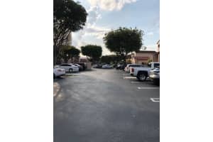 425 W Park Dr 12 Miami, FL 33172 - MLS#A11853407