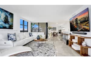 5757 Collins Ave 1605 Miami Beach, FL 33140 - MLS#A11853427