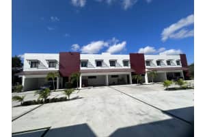 936 NW 10th St, Florida City, FL 33034, Sold 05/22/25