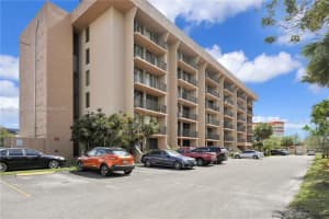 16751 NE 9th Ave 512, North Miami Beach, FL 33162 - MLS#A11853455