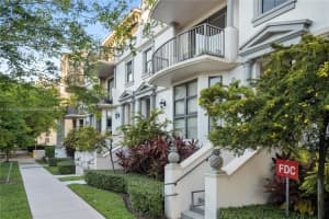 1650 Galiano St Th13 Coral Gables, FL 33134 - MLS#A11853458