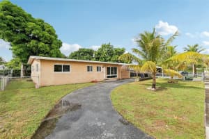 550 Ne 173rd St North Miami Beach, FL 33162 - MLS#A11853460