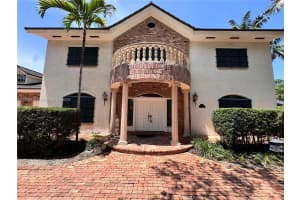 7235 S Prestwick Pl, Miami Lakes, FL 33014 - MLS#A11853476