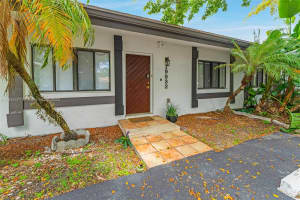 19932 Ne 5th Ct 2h Miami, FL 33179 - MLS#A11853477