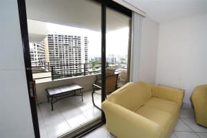 600 Three Islands Blvd 1416, Hallandale Beach, FL 33009 - MLS#A11853483