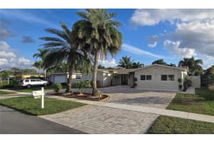 11700 Nw 15th Ct Pembroke Pines, FL 33026 - MLS#A11853489