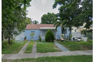 3011 Nw 1st St, Miami