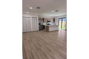 916 NW 10th St, Florida City, FL 33034, Sold 01/22/25