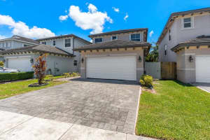 3136 SE 2nd Dr, Homestead, FL 33033 - MLS#A11853535