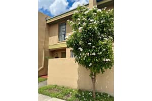 9351 Nw 14th Ct 247 Pembroke Pines, FL 33024 - MLS#A11853539