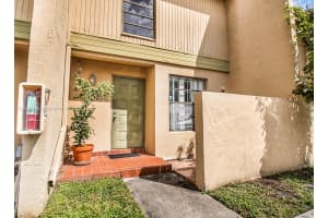 9351 Nw 14th Ct 247 Pembroke Pines, FL 33024 - MLS#A11853539