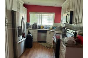 985 Ne 146th St North Miami, FL 33161 - MLS#A11853544