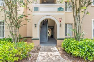 2433 Centergate Dr 204 Miramar, FL 33025 - MLS#A11853545