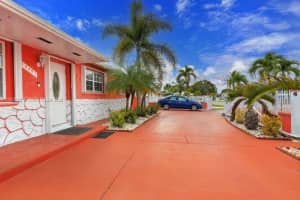 19491 SW 121st Ave, Miami, FL 33177 - MLS#A11853556