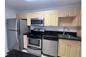 4660 NW 79th Ave 2C, Doral, FL 33166 - MLS#A11853562