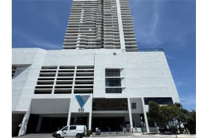 555 NE 15th St 21I, Miami, FL 33132 - MLS#A11853566