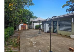 1941 Nw 184th St Miami Gardens, FL 33056 - MLS#A11853586