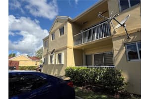 13810 Sw 112th St 102, Miami