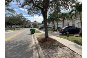 2626 Sw 188th Ter 2626 Miramar, FL 33029 - MLS#A11853599
