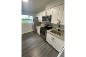1601 S 57th Ave 1-4, Hollywood, FL 33023 - MLS#A11853616