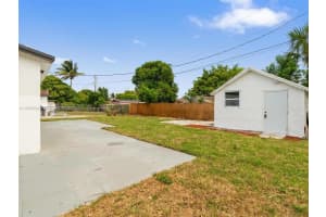 664 Nw 21st St Pompano Beach, FL 33060 - MLS#A11853634