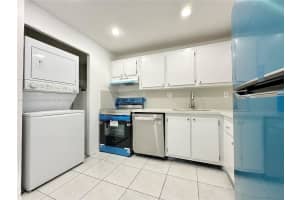 7900 Fairview Dr 106 Tamarac, FL 33321 Sold 10/27/25