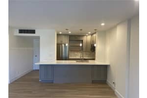 1831 Ne 38th St 403, Oakland Park