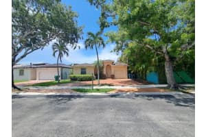 12035 Sw 126th St, Miami