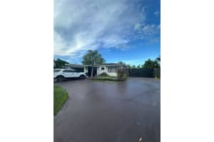 19361 Nw 1st Ct, Miami Gardens