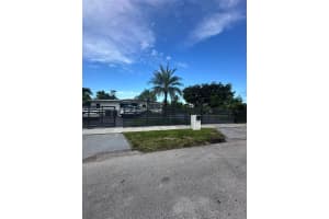 19361 Nw 1st Ct Miami Gardens, FL 33169 - MLS#A11853662