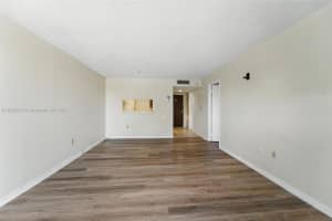 496 NW 165th St Rd D-211, Miami, FL 33169 - MLS#A11853675