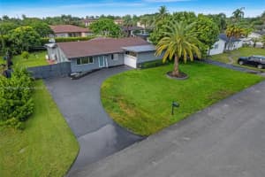 6571 Sw 56th St Davie, FL 33314 - MLS#A11853695