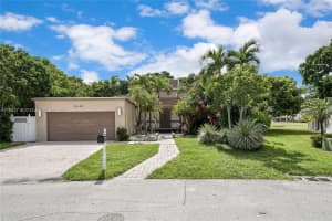 8049 Buttonwood Cir, Tamarac