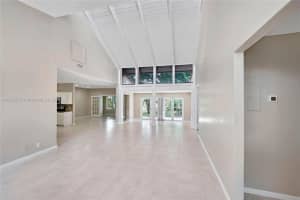 8049 Buttonwood Cir Tamarac, FL 33321 - MLS#A11853718