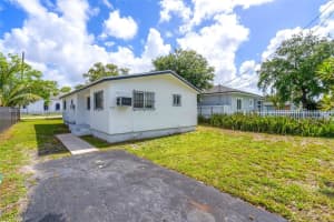 2135 Nw 154th St, Miami Gardens