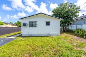 2135 NW 154th St, Miami Gardens, FL 33054 - MLS#A11853730