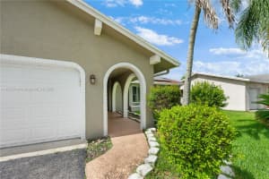 10851 Nw 26th St Sunrise, FL 33322 - MLS#A11853749